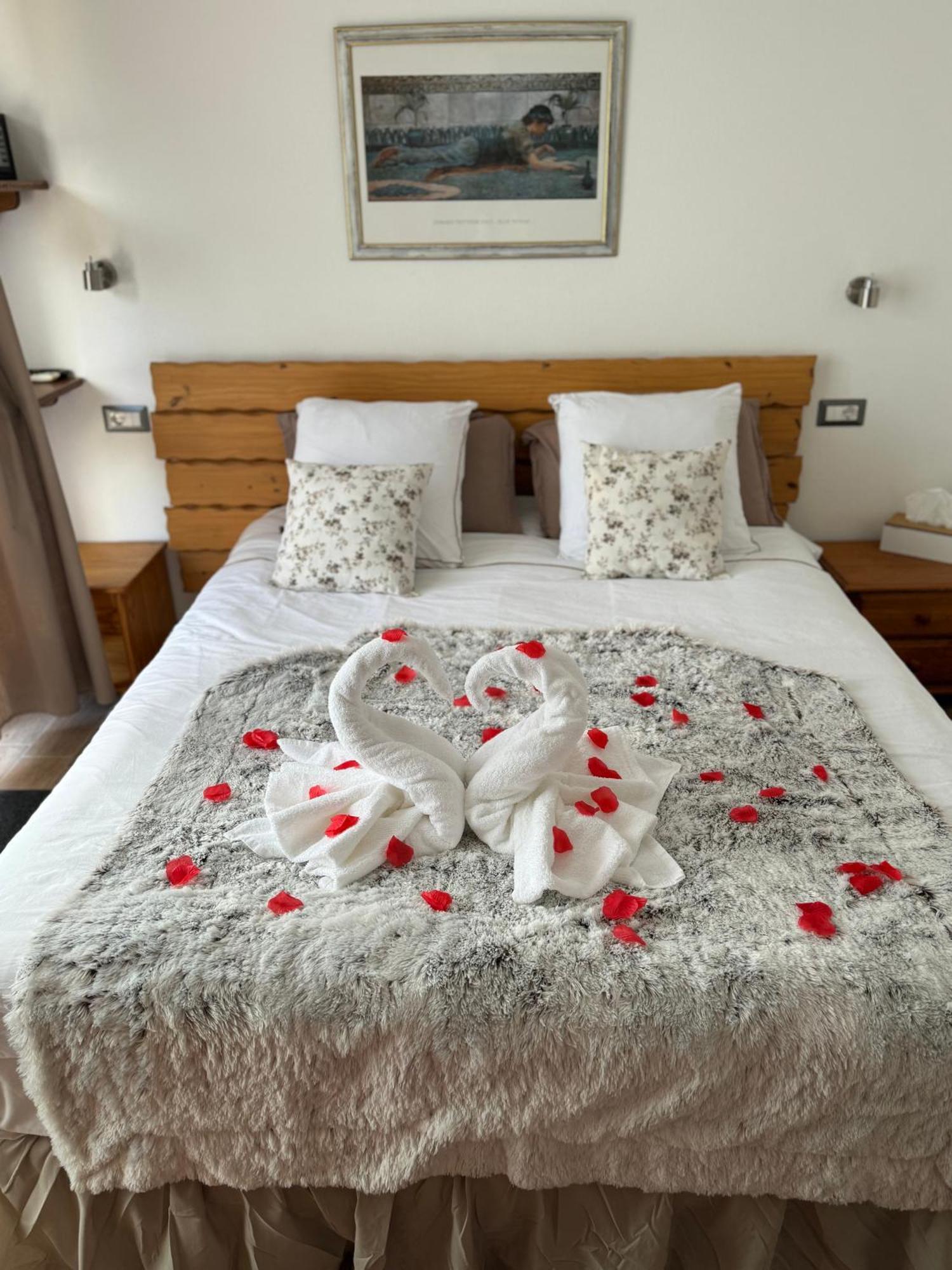 Iloghe Di Marras Hotel Loculi Екстериор снимка